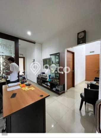 Rumah Mewah LB 250m2 Siap Huni Desain Elegan di Buah Batu, Bandung Rumah Mewah LB 250m2 Siap Huni Desain Elegan di Buah Batu, Bandung