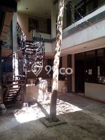 Hunian Elit LB 360m2 Siap Pakai Desain Elegan di Pasteur, Bandung Hunian Elit LB 360m2 Siap Pakai Desain Elegan di Pasteur, Bandung