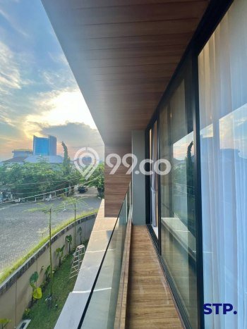 Rumah Luxury Modern Siap Huni di Manyar Surabaya Rumah Luxury Modern Siap Huni di Manyar Surabaya