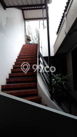 Rumah Mewah Dijual LT 300m2 di Mulyorejo, Surabaya Rumah Mewah Dijual LT 300m2 di Mulyorejo, Surabaya