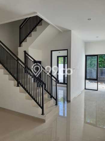 Rumah Modern 3 KT di Kedung Baruk Surabaya Unfurnished Rumah Modern 3 KT di Kedung Baruk Surabaya Unfurnished