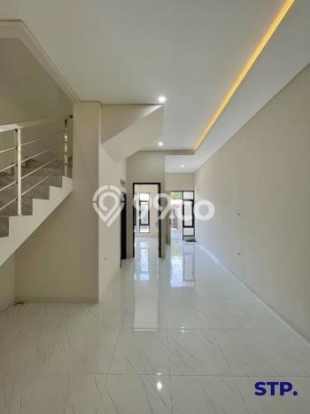 Dijual Rumah 3 Kamar Lokasi Strategis Bagus dan Strategis di Tenggilis Mejoyo Dijual Rumah 3 Kamar Lokasi Strategis Bagus dan Strategis di Tenggilis Mejoyo