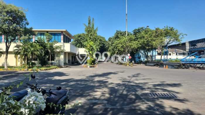 Dijual Tanah di Surabaya, Luas 323000m2 - Dijual Tanah di Surabaya, Luas 323000m2 -