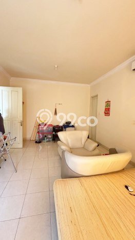 Rumah Elit Modern Tanpa Renovasi di Pakuwon CIty Surabaya Rumah Elit Modern Tanpa Renovasi di Pakuwon CIty Surabaya