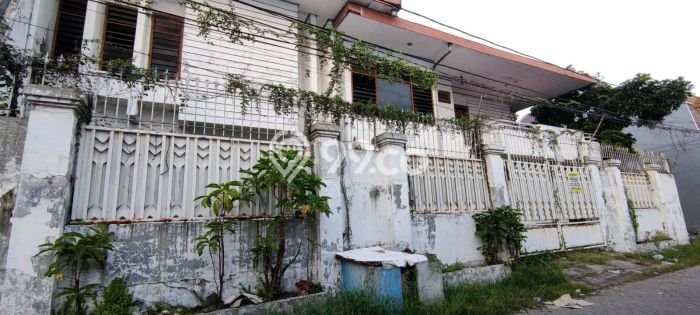 For Sale Rumah 4 Kamar Lokasi Strategis Nyaman dan Strategis di Tambaksari For Sale Rumah 4 Kamar Lokasi Strategis Nyaman dan Strategis di Tambaksari