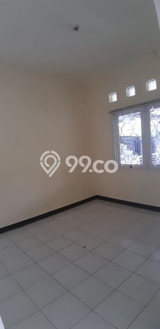 Rumah Modern Cantik 2 KT Bisa Langsung Pindah di Semarang Barat Rumah Modern Cantik 2 KT Bisa Langsung Pindah di Semarang Barat