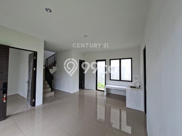 Rumah Elit Modern Tanpa Renovasi di Semanan Jakarta Barat Rumah Elit Modern Tanpa Renovasi di Semanan Jakarta Barat