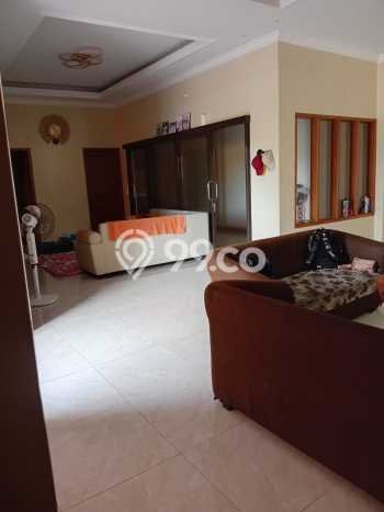 Rumah Modern 4 KT LT 180m2 di Bekasi Kota Rumah Modern 4 KT LT 180m2 di Bekasi Kota