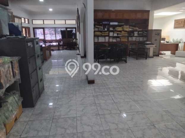 Rumah Eksklusif Dijual LT 528m2 di Tebet, Jakarta Selatan Rumah Eksklusif Dijual LT 528m2 di Tebet, Jakarta Selatan
