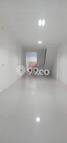 Unit Ruko Dijual di Jakarta Timur LT 212m2 & LB 369m2 Unit Ruko Dijual di Jakarta Timur LT 212m2 & LB 369m2