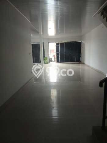 FOR RENT! Ruko di Bekasi Cocok untuk Bisnis 306m2 FOR RENT! Ruko di Bekasi Cocok untuk Bisnis 306m2