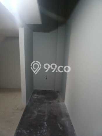 Unit Ruko Paling Strategis di Ciracas Jakarta Timur dengan LB 120m2 Unit Ruko Paling Strategis di Ciracas Jakarta Timur dengan LB 120m2