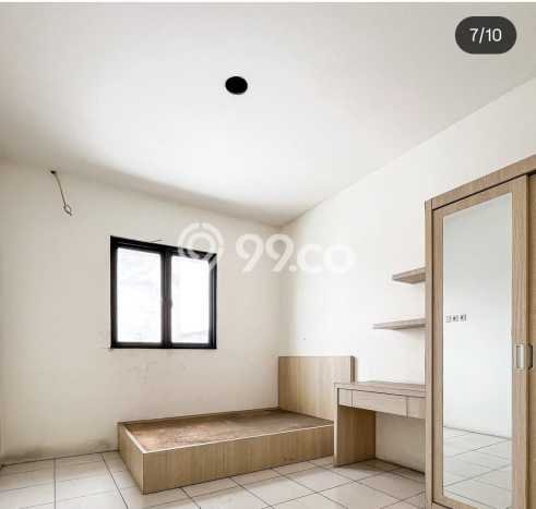 Peluang Investasi! Kost Dijual di Tebet, Jakarta Selatan, 24 KT, 18 KM, Luas 600m2 Peluang Investasi! Kost Dijual di Tebet, Jakarta Selatan, 24 KT, 18 KM, Luas 600m2