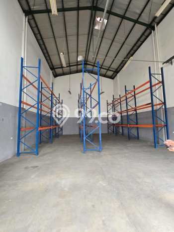 Gudang Dijual Lokasi Emas di Cakung Luas 135m2 Gudang Dijual Lokasi Emas di Cakung Luas 135m2