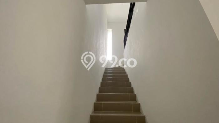Jual Rumah Minimalis Bagus Punya 2 KT di Cisauk Tangerang SHM Jual Rumah Minimalis Bagus Punya 2 KT di Cisauk Tangerang SHM