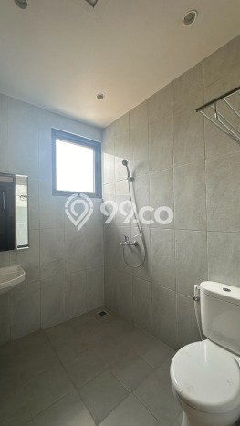 Dijual Rumah 4 Kamar Lokasi Ideal Bagus dan Strategis di BSD Dijual Rumah 4 Kamar Lokasi Ideal Bagus dan Strategis di BSD