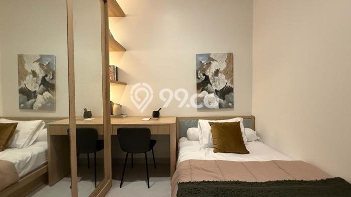 Rumah Elit Modern Tanpa Renovasi di Cirendeu Jakarta Selatan Rumah Elit Modern Tanpa Renovasi di Cirendeu Jakarta Selatan