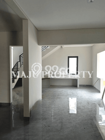 Rumah Elit LB 400m2 Siap Huni Desain Elegan di Cibubur, Jakarta Timur Rumah Elit LB 400m2 Siap Huni Desain Elegan di Cibubur, Jakarta Timur