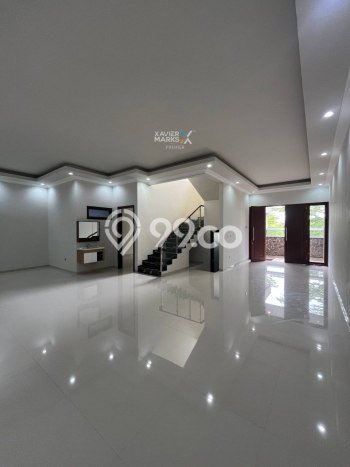 Rumah Elit Modern Siap Huni di Araya Malang Rumah Elit Modern Siap Huni di Araya Malang