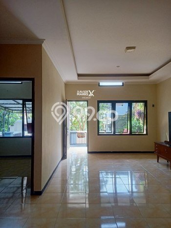 Rumah Modern 2 KT LT 112m2 di Cemorokandang Rumah Modern 2 KT LT 112m2 di Cemorokandang