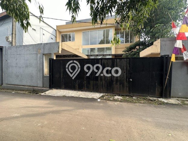 Ready to Use! Luxury House LT 366m2 Desain Modern di Gading Serpong Ready to Use! Luxury House LT 366m2 Desain Modern di Gading Serpong