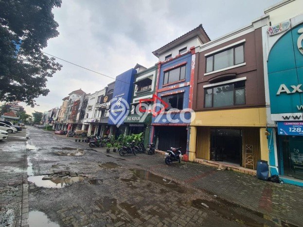 Ruko Dijual Lokasi Stratagis di BSD Tangerang Selatan Cocok untuk Bisnis Ruko Dijual Lokasi Stratagis di BSD Tangerang Selatan Cocok untuk Bisnis