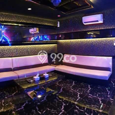 Ruko Dijual di Jakarta Timur LT 202m2 & LB 303m2 Lokasi Terbaik! Ruko Dijual di Jakarta Timur LT 202m2 & LB 303m2 Lokasi Terbaik!