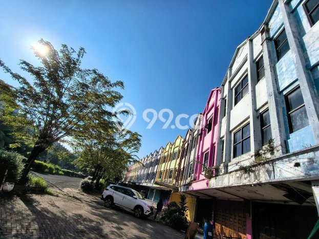 Unit Ruko Dijual di Tangerang LT 125m2 & LB 295m2 Unit Ruko Dijual di Tangerang LT 125m2 & LB 295m2