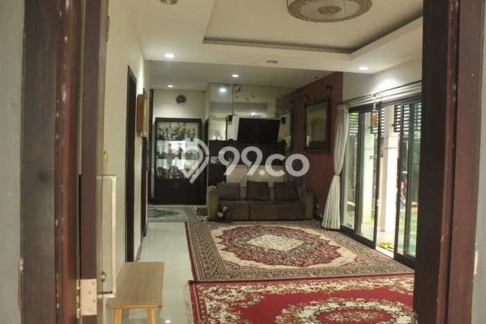For Sale! Premium House LT 243m2 Desain Elegan di Pulomas For Sale! Premium House LT 243m2 Desain Elegan di Pulomas