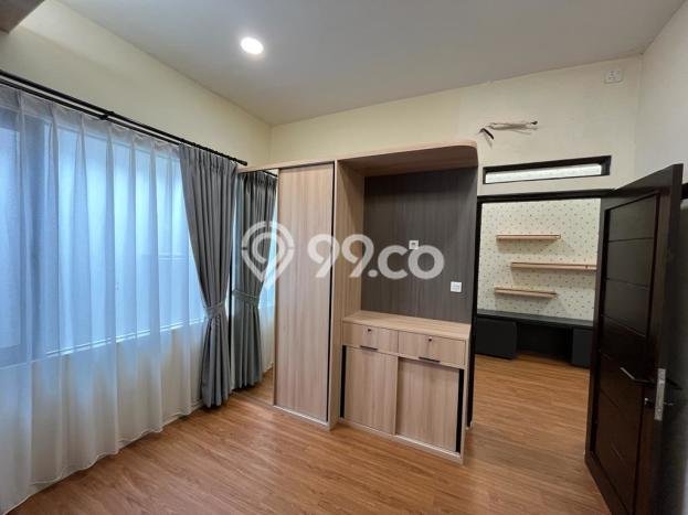 Rumah Strategis Minimalis Lb 120m2 di Ciputat, Tangerang Selatan Rumah Strategis Minimalis Lb 120m2 di Ciputat, Tangerang Selatan