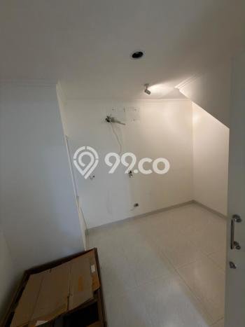 Dijual Hunian Rumah Terawat 4 Kamar di Kalideres, Jakarta Barat Dijual Hunian Rumah Terawat 4 Kamar di Kalideres, Jakarta Barat