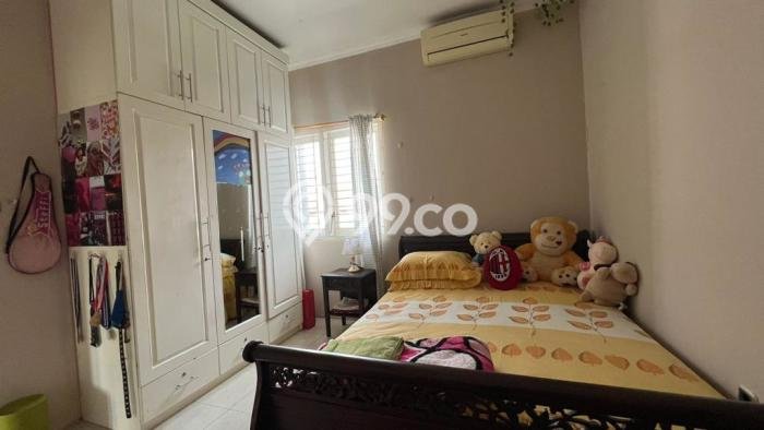Rumah Luxury Modern Tanpa Renovasi di Ragunan Jakarta Selatan Rumah Luxury Modern Tanpa Renovasi di Ragunan Jakarta Selatan