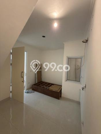 Dijual Hunian Rumah Terawat 4 Kamar di Kalideres, Jakarta Barat Dijual Hunian Rumah Terawat 4 Kamar di Kalideres, Jakarta Barat