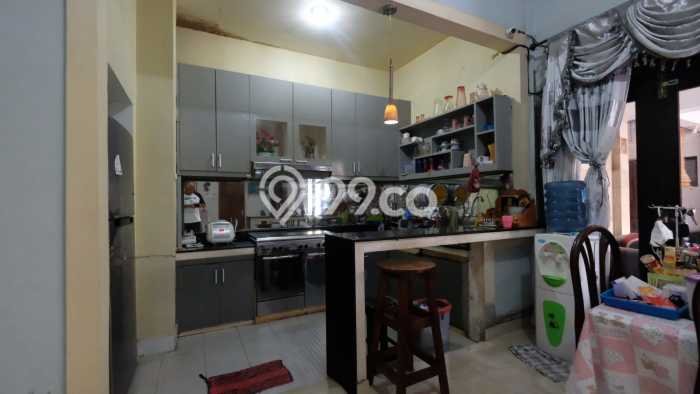 Rumah Eksklusif Dijual LT 300m2 di Denpasar Barat, Denpasar Rumah Eksklusif Dijual LT 300m2 di Denpasar Barat, Denpasar