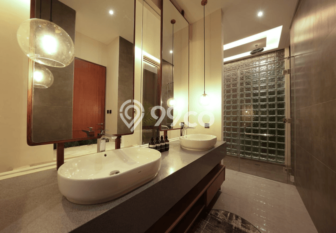 FOR SALE! Vila di Kuta, Area 315m2m², Dekat ke Fasilitas Umum FOR SALE! Vila di Kuta, Area 315m2m², Dekat ke Fasilitas Umum