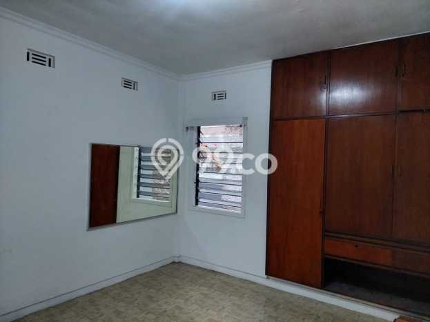 For Sale Rumah 4 Kamar Lokasi Strategis Bagus dan Strategis di Cisarua For Sale Rumah 4 Kamar Lokasi Strategis Bagus dan Strategis di Cisarua