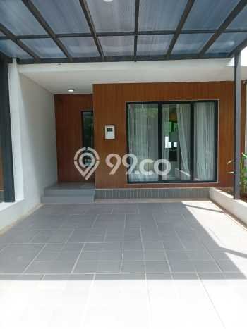 For Sale Rumah Mewah Exclusive di Cakung, Jakarta Timur For Sale Rumah Mewah Exclusive di Cakung, Jakarta Timur