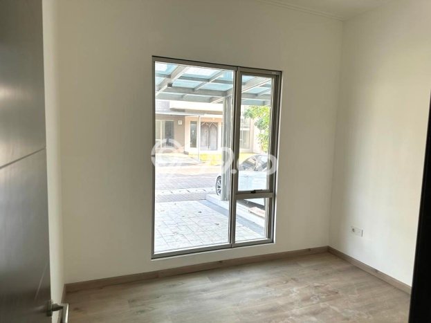 Rumah sewa siap pakai 4 KT di Pantai Indah Kapuk, Jakarta Utara Rumah sewa siap pakai 4 KT di Pantai Indah Kapuk, Jakarta Utara