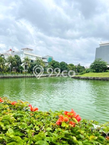 Rumah Elit Modern Tanpa Renovasi di Pantai Indah Kapuk Jakarta Utara Rumah Elit Modern Tanpa Renovasi di Pantai Indah Kapuk Jakarta Utara
