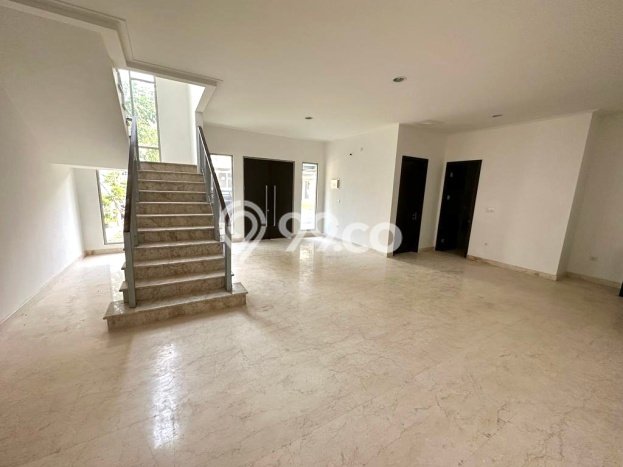 Rumah sewa siap pakai 4 KT di Pantai Indah Kapuk, Jakarta Utara Rumah sewa siap pakai 4 KT di Pantai Indah Kapuk, Jakarta Utara