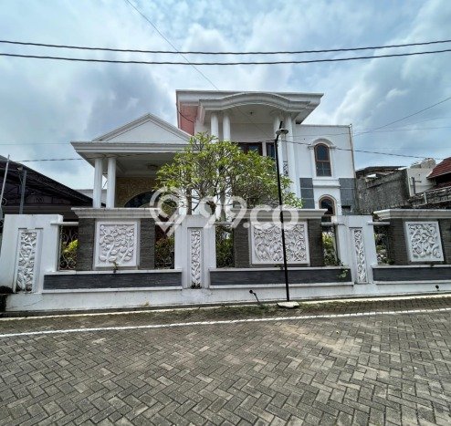Dijual Hunian Mewah dengan Fasilitas Sekitar Komplit di Tembalang, Semarang Dijual Hunian Mewah dengan Fasilitas Sekitar Komplit di Tembalang, Semarang