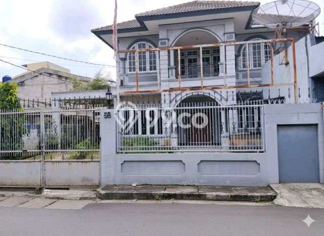 Rumah Elit Modern Siap Huni di Kav DKI Jakarta Barat Rumah Elit Modern Siap Huni di Kav DKI Jakarta Barat