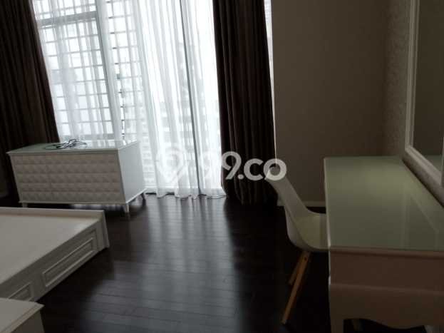 Hunian Apartemen High-Class untuk Dijual di Jakarta Selatan dengan 3 BR & 2 Kamar Mandi Hunian Apartemen High-Class untuk Dijual di Jakarta Selatan dengan 3 BR & 2 Kamar Mandi