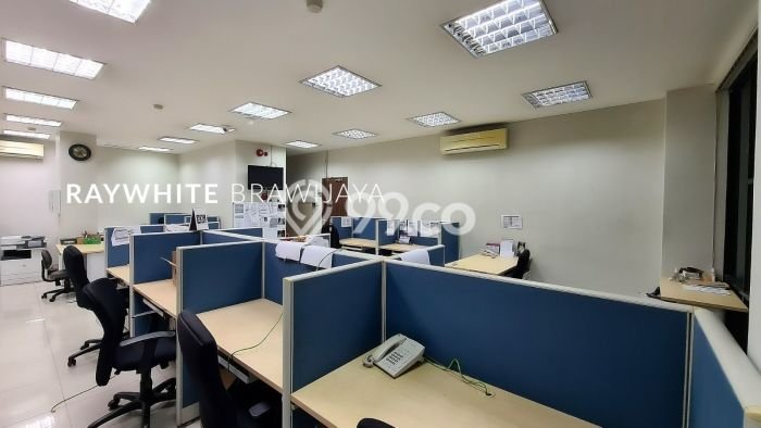 FOR RENT! Kantor di Radio Dalam Cocok untuk Bisnis 1170m2 FOR RENT! Kantor di Radio Dalam Cocok untuk Bisnis 1170m2