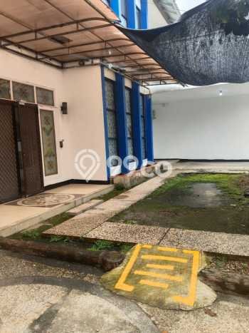 Rumah Elit LB 500m2 Siap Huni Desain Elegan di Bekasi, Bekasi Rumah Elit LB 500m2 Siap Huni Desain Elegan di Bekasi, Bekasi