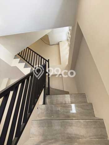 Kost Strategis Disewakan di Kuta, Badung Kondisi Baik Full Furnished Kost Strategis Disewakan di Kuta, Badung Kondisi Baik Full Furnished