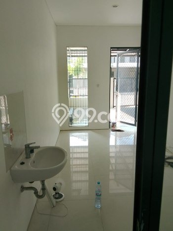 Dijual Hunian Rumah Terawat 3 Kamar di Waru, Surabaya Dijual Hunian Rumah Terawat 3 Kamar di Waru, Surabaya
