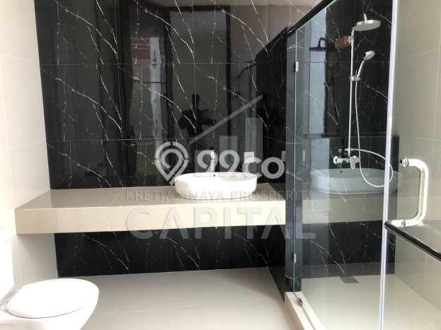 Rumah Mewah LB 320m2 Siap Huni Desain Elegan di Setiabudi, Bandung Rumah Mewah LB 320m2 Siap Huni Desain Elegan di Setiabudi, Bandung