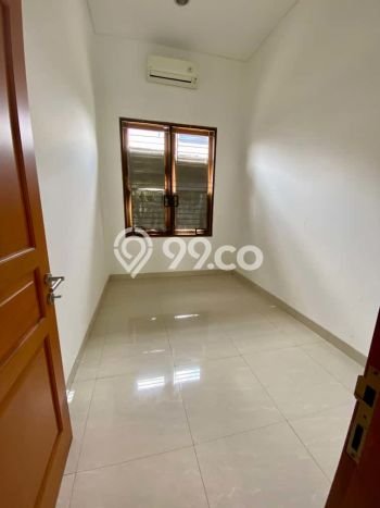 Ready to Use! Premium House LT 200m2 Desain Modern di Kav DKI Ready to Use! Premium House LT 200m2 Desain Modern di Kav DKI