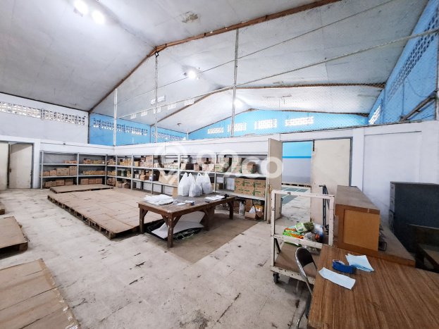 Gudang Disewa di Bandung dengan LB 1000m2 Area Komersial Ramai Gudang Disewa di Bandung dengan LB 1000m2 Area Komersial Ramai
